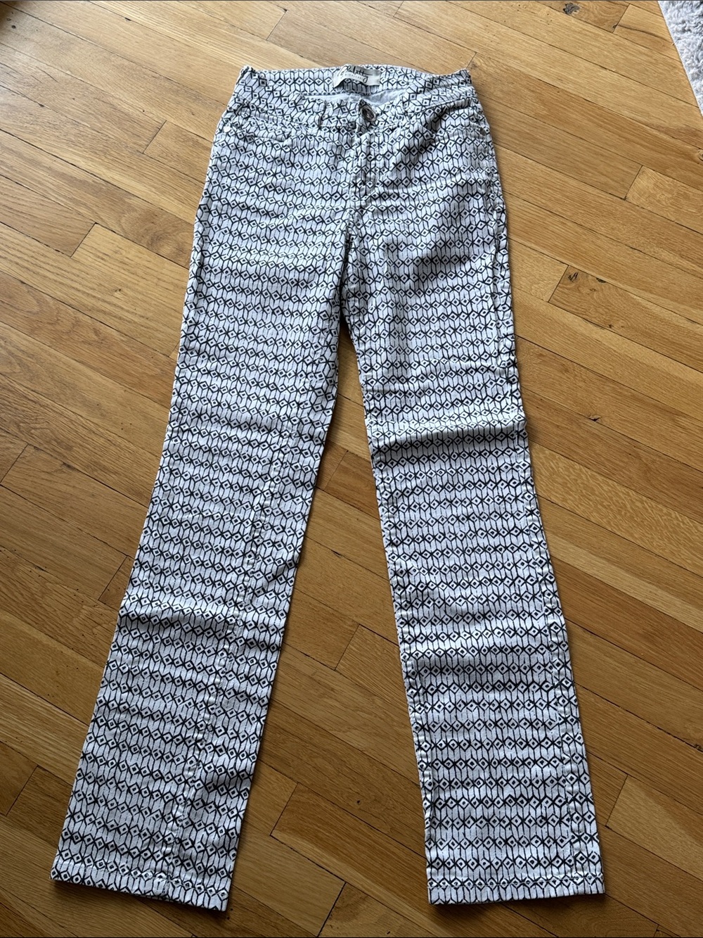 Printed Straight-Leg Women’s Pants in White and Black